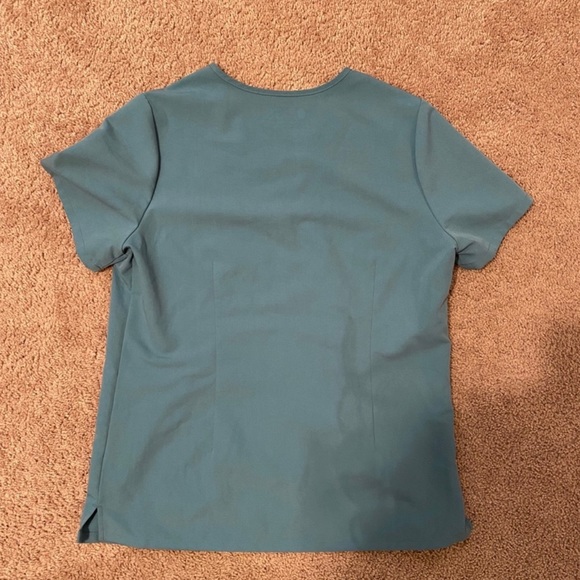 Figs Hydrogreen Scrub Top - Picture 2 of 2
